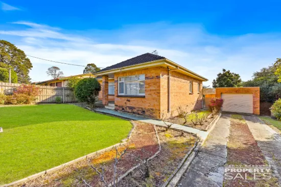 8 Mason Street, Newborough, Vic 3825