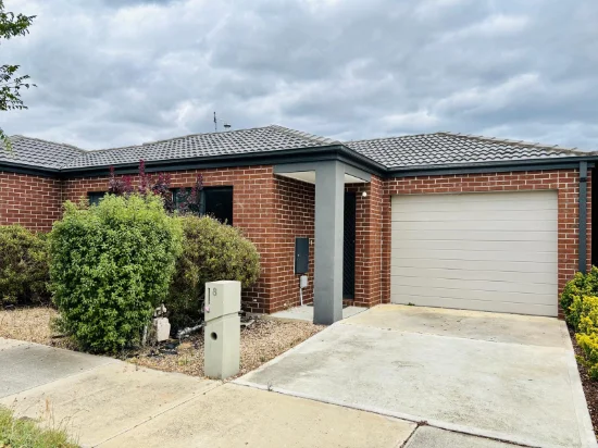 8 Mavi Avenue, Melton, Vic 3337