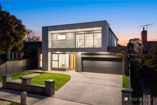 8 Mclean Crescent, Dandenong North, Vic 3175