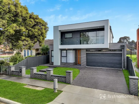 8 McLean Crescent, Dandenong North, Vic 3175
