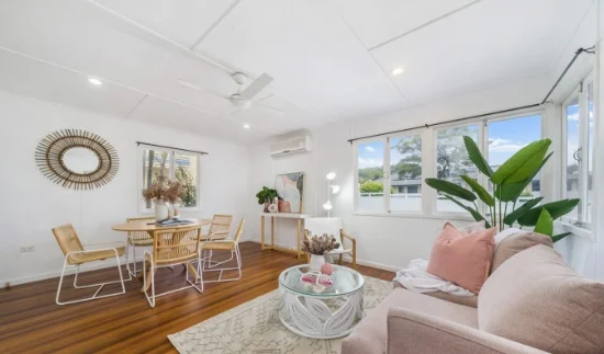 8 Milanion Cres, Carindale, Qld 4152-Image
