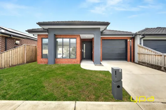8 Mimosa Dr, Beveridge, Vic 3753