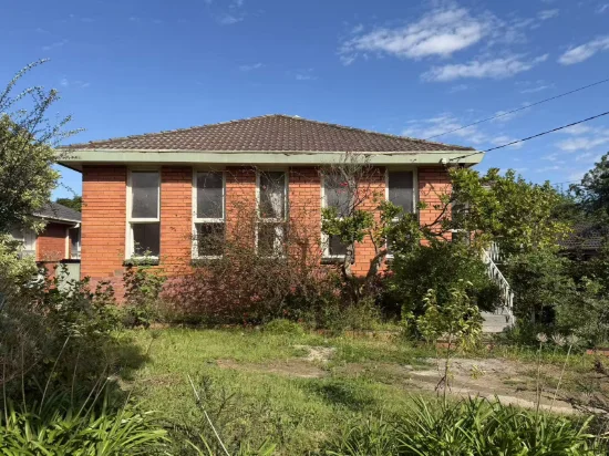 8 Moore Drive, Doncaster East, Vic 3109
