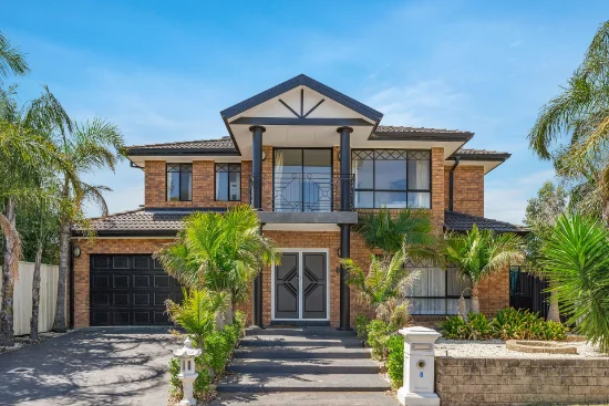8 Mount Court, Mill Park VIC 3082-Image