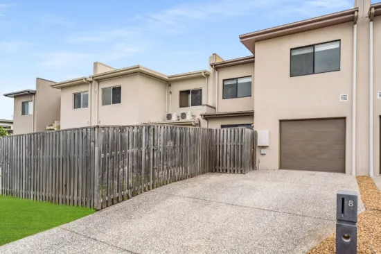 8 Napier Circuit, Silkstone, Qld 4304