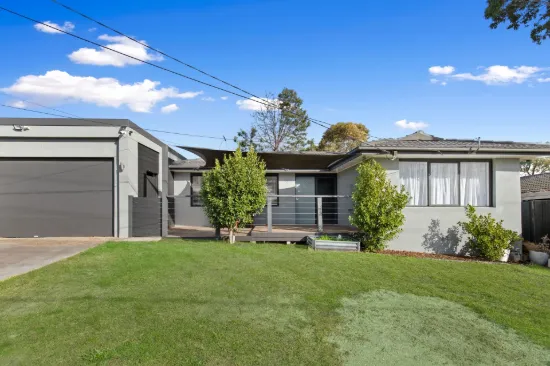 8 Narambi Cres, Frankston, Vic 3199