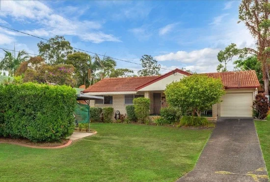 8 Naroo Street, The Gap, Qld 4061