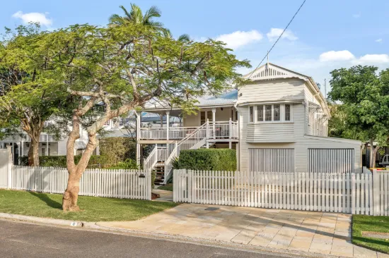 8 Nelson Street, Kalinga, Qld 4030