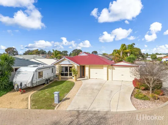 8 Nicholas Court, Craigmore, SA 5114