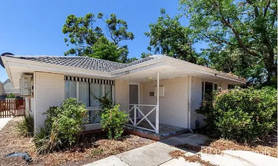 8 Numulgi Street, Armadale, WA 6112