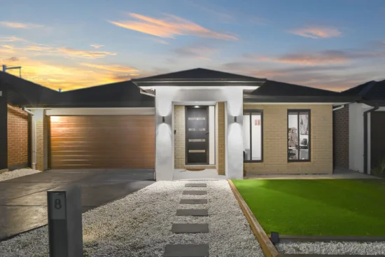 8 Nyman Circuit, Tarneit, Vic 3029