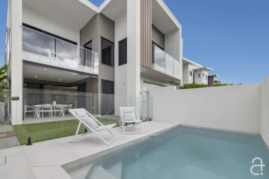 8 Offshore Street, Bokarina, Qld 4575