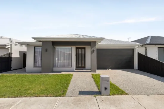 8 Opulence Avenue, Fraser Rise, Vic 3336