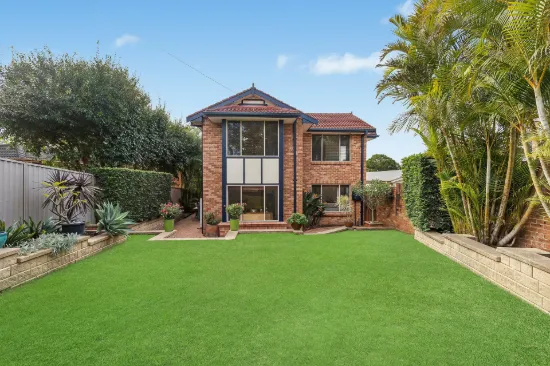 8 Oxford Falls Road, Beacon Hill, NSW 2100