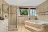8 Oxford Falls Road, Beacon Hill, NSW 2100-Image
