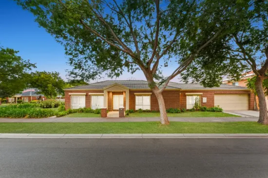 8 Palm Grove Boulevard, Aspendale Gardens VIC 3195-Image