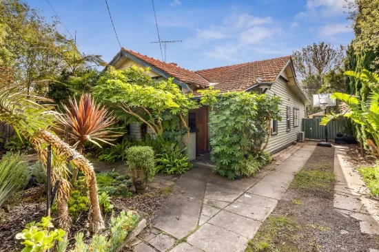 8 Panorama Road, Herne Hill, Vic 3218
