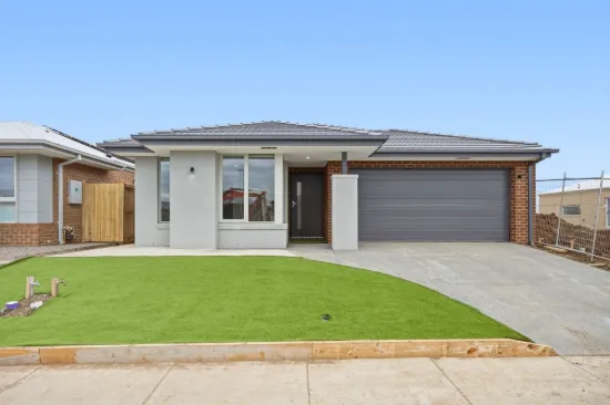 8 Papaya Way, Clyde VIC 3978-Image