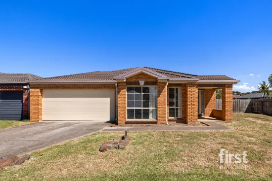 8 Parklea Way, Tarneit, Vic 3029 - For Rent
