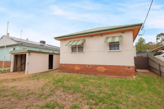 8 Peak Hill Road, Parkes, NSW 2870