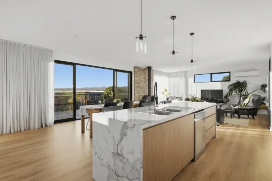 8 Pedley Place, Legana, Tas 7277