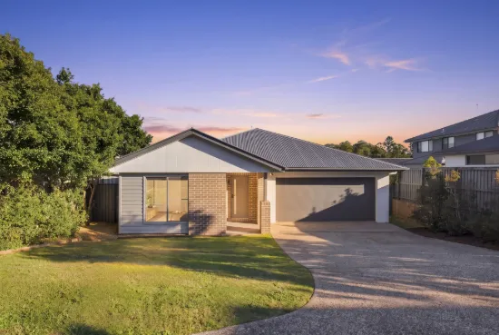 8 Pelion Street, Bridgeman Downs QLD 4035-Image