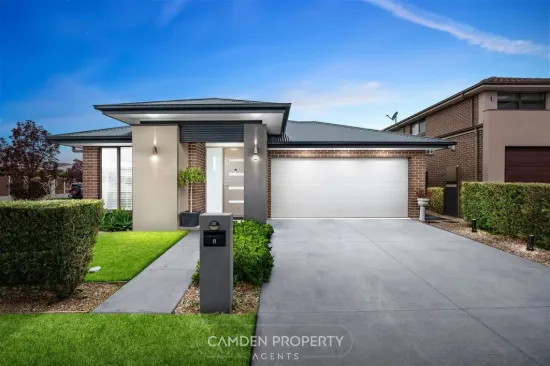 8 Phillips Ave, Oran Park, NSW 2570