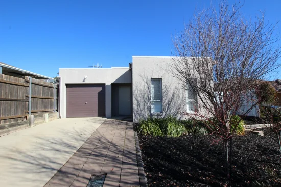 8 Pinner Place, Macgregor ACT 2615-Image