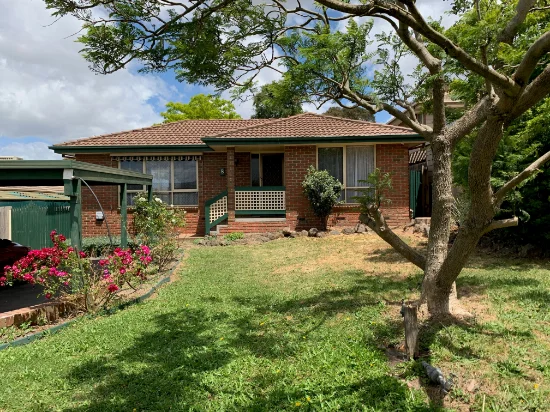 8 Poorinda Rise, Narre Warren, Vic 3805