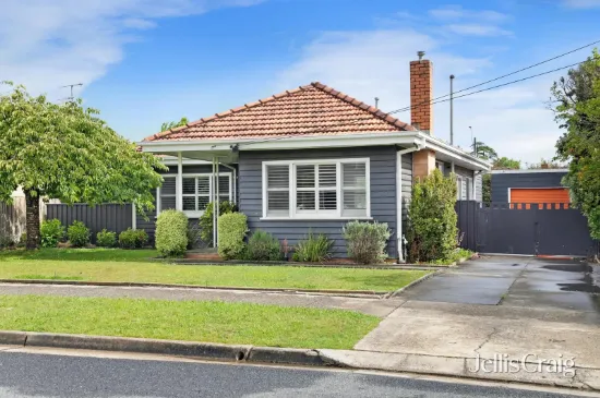 8 Prince Street, Alfredton, Vic 3350