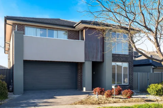 8 Quarter Street, Roxburgh Park VIC 3064-Image