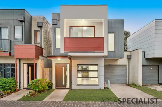 8 Queenie Way, Cranbourne West, Vic 3977