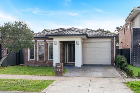 8 Rainham Avenue, Craigieburn, Vic 3064