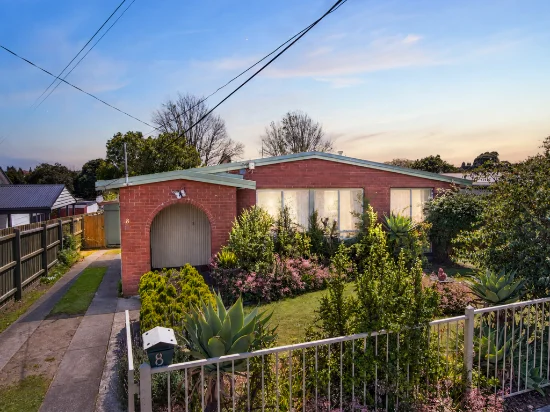 8 Regency Street, Dandenong North, Vic 3175