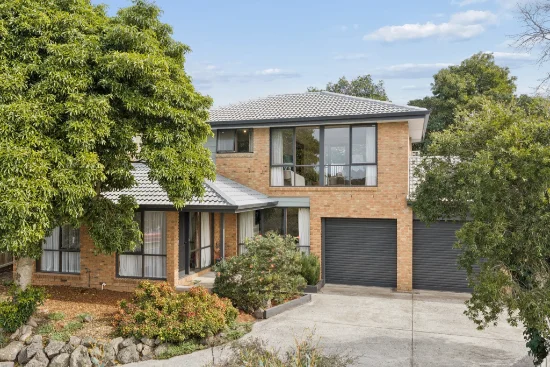 8 Reginald Close, Berwick, Vic 3806