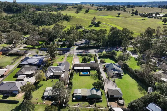 8 Remembrance Driveway, Tahmoor, NSW 2573