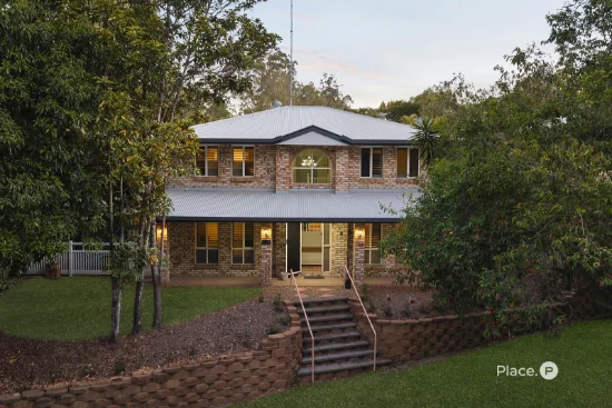 8 Ridgeview Street, Carindale, Qld 4152 - For Sale