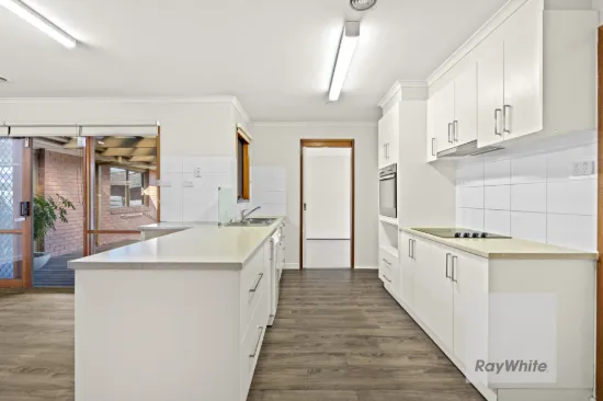8 Rocklands Rise, Meadow Heights, Vic 3048