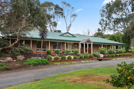 8 Rounsevell Road, Williamstown, SA 5351