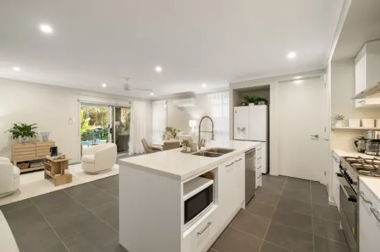 8 Ruchi Place, Wynnum West, Qld 4178-Image