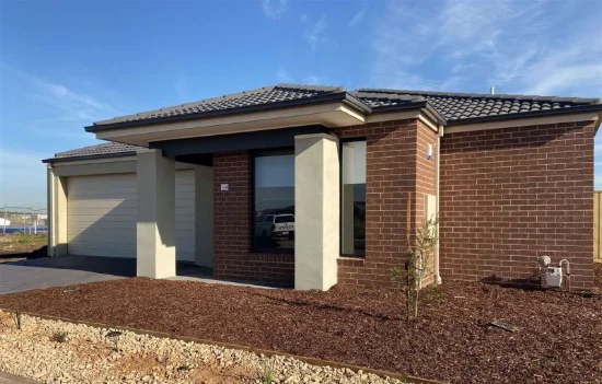 8 Saddler Street, Tarneit, Vic 3029