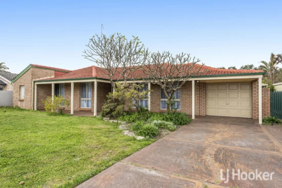 8 Sandalwood Parade, Halls Head, WA 6210
