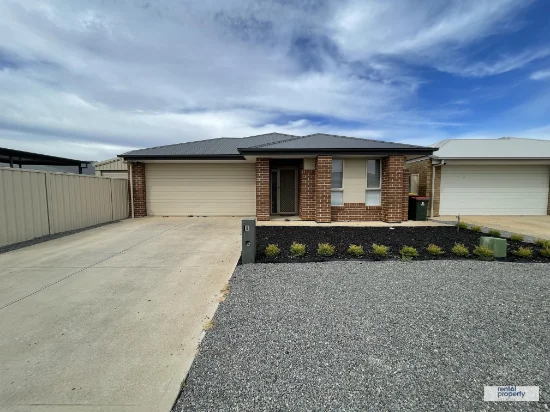 8 Sarah Street, Munno Para West, SA 5115