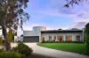 8 Saunders Court, Elphinstone, Vic 3448