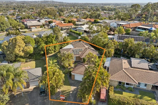 8 Selangor Court, Tanah Merah, Qld 4128 - For Sale