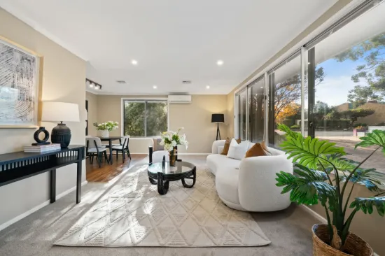 8 Shearer Place, Kambah, ACT 2902