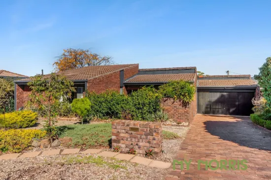 8 Simon Place, Kambah, ACT 2902