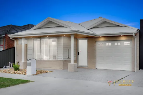 8 Slender Way, Mickleham, Vic 3064
