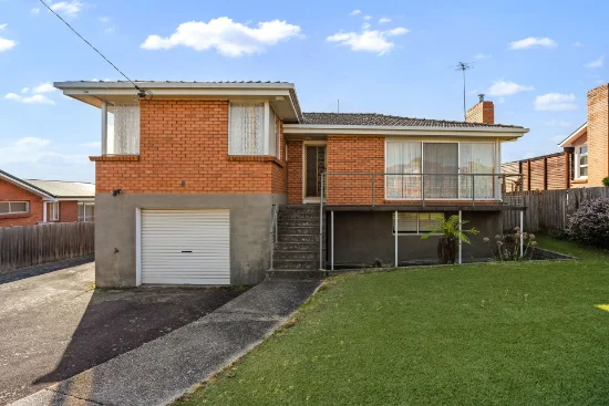 8 Snow Street, Newnham, Tas 7248