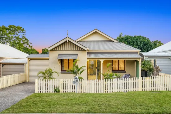 8 Solea Close, Forest Lake, Qld 4078